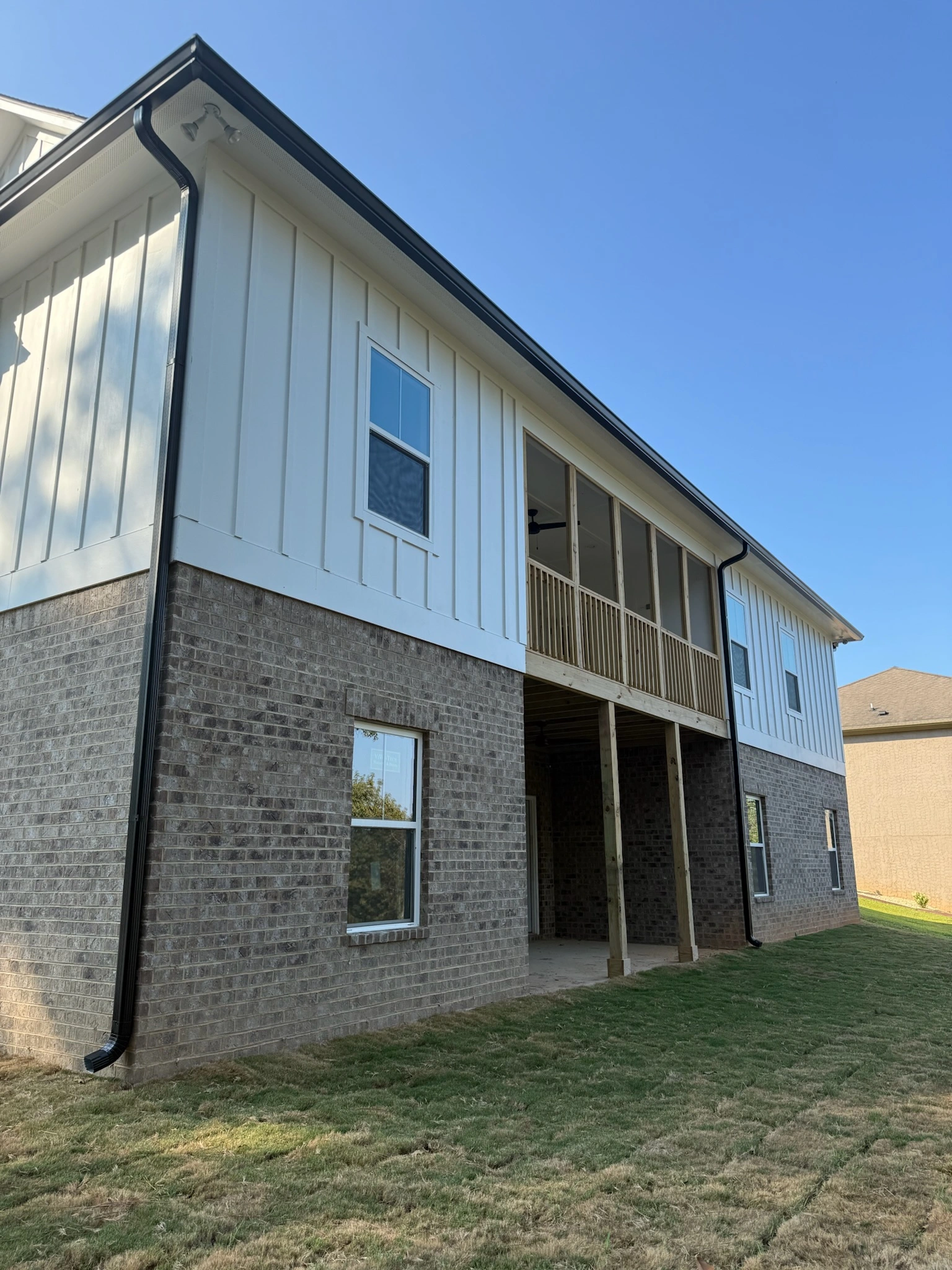 Modern farmhouse style home in Vestavia Hills Alabama
