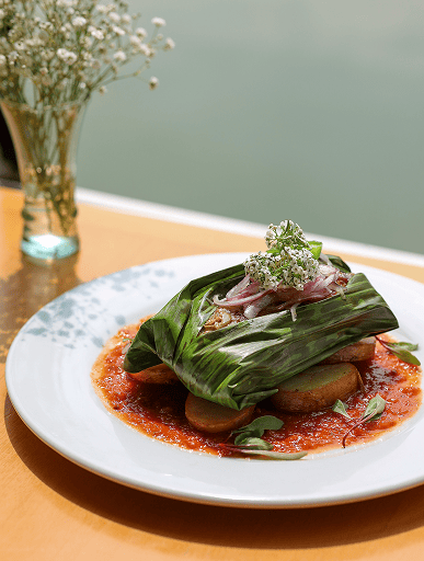A plate with chilaquiles