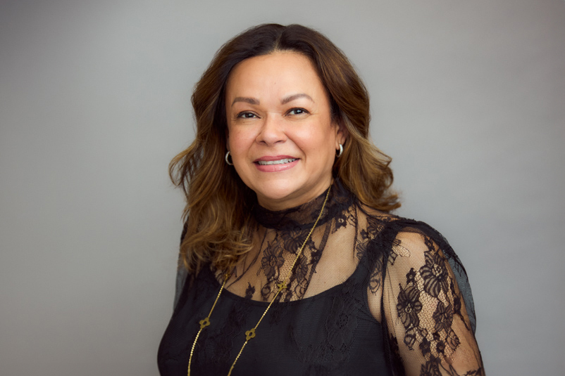 Sylvia Flores