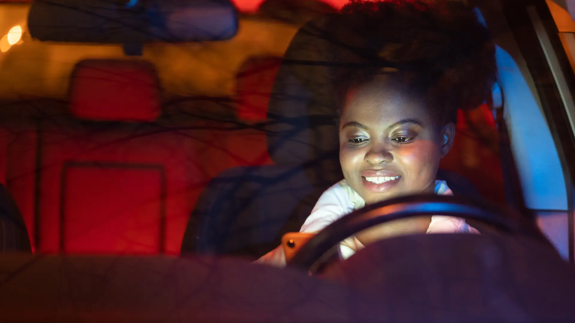 Employee using the panic button app in South Africa at night