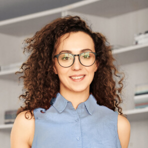 How to save money - 8 simple ways to start saving money every month