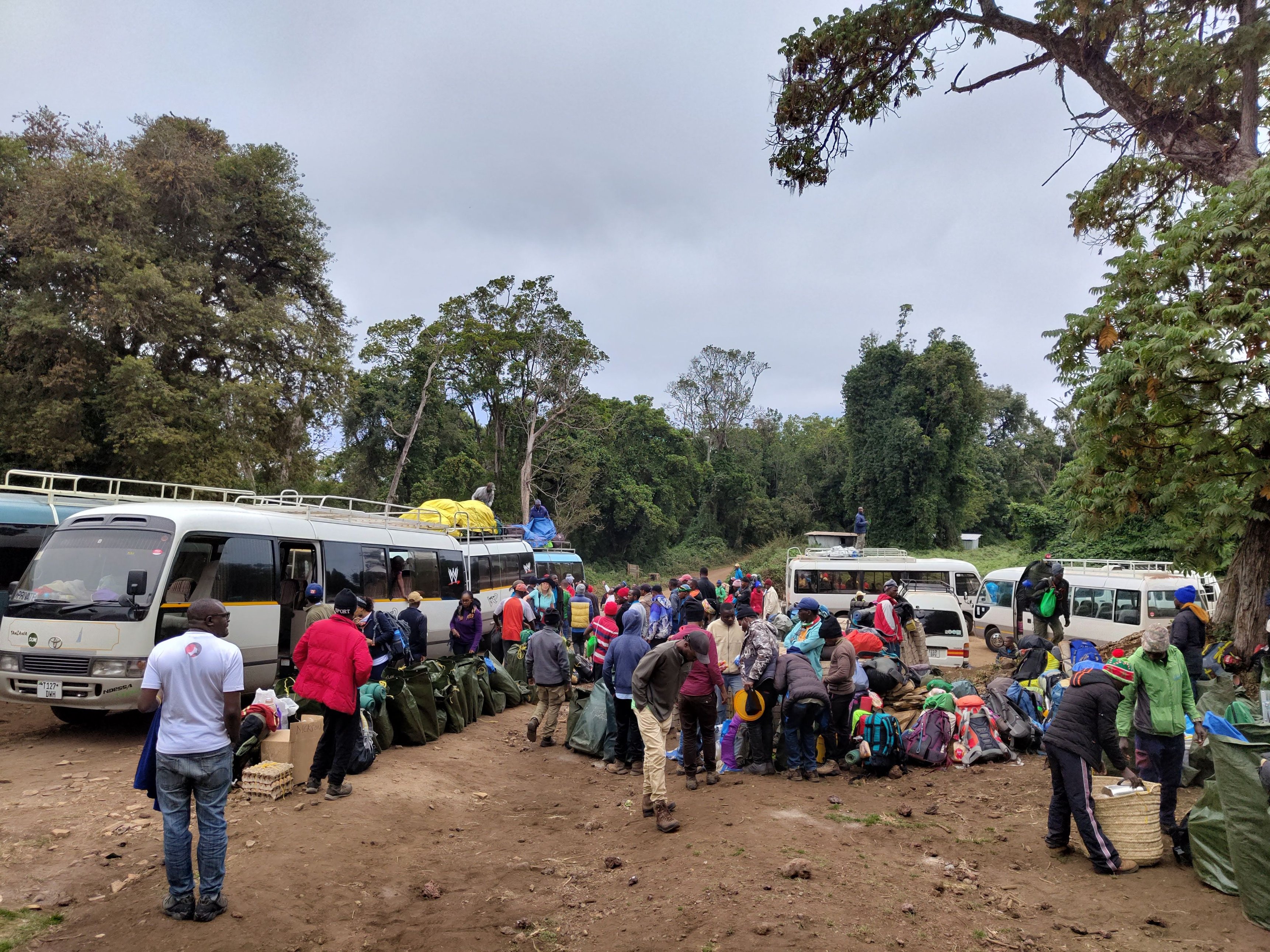 Frederik Mann. Aug 2022. Kilimanjaro crew getting ready