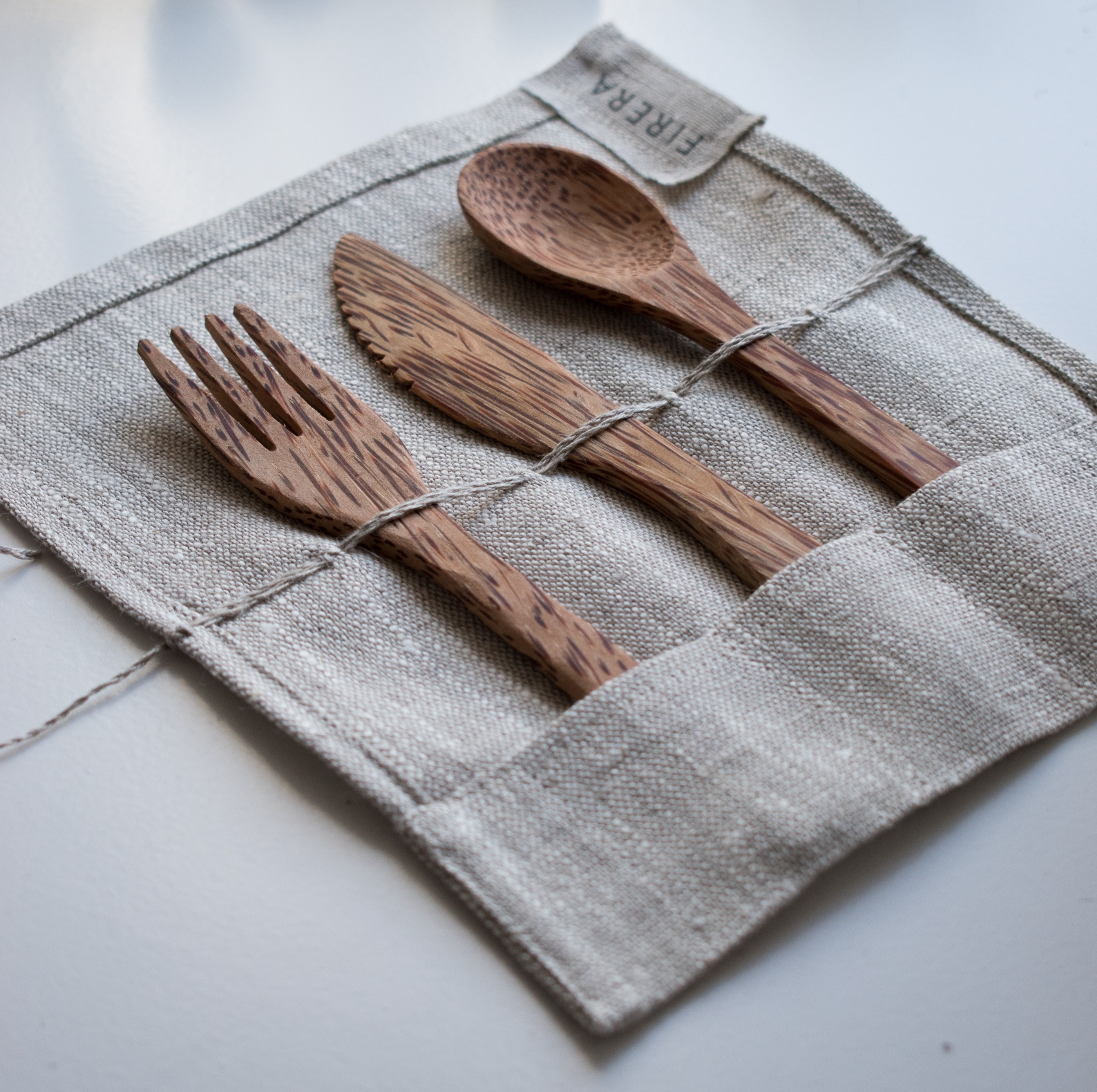 sustainable traveller 5 bamboo cutlery set