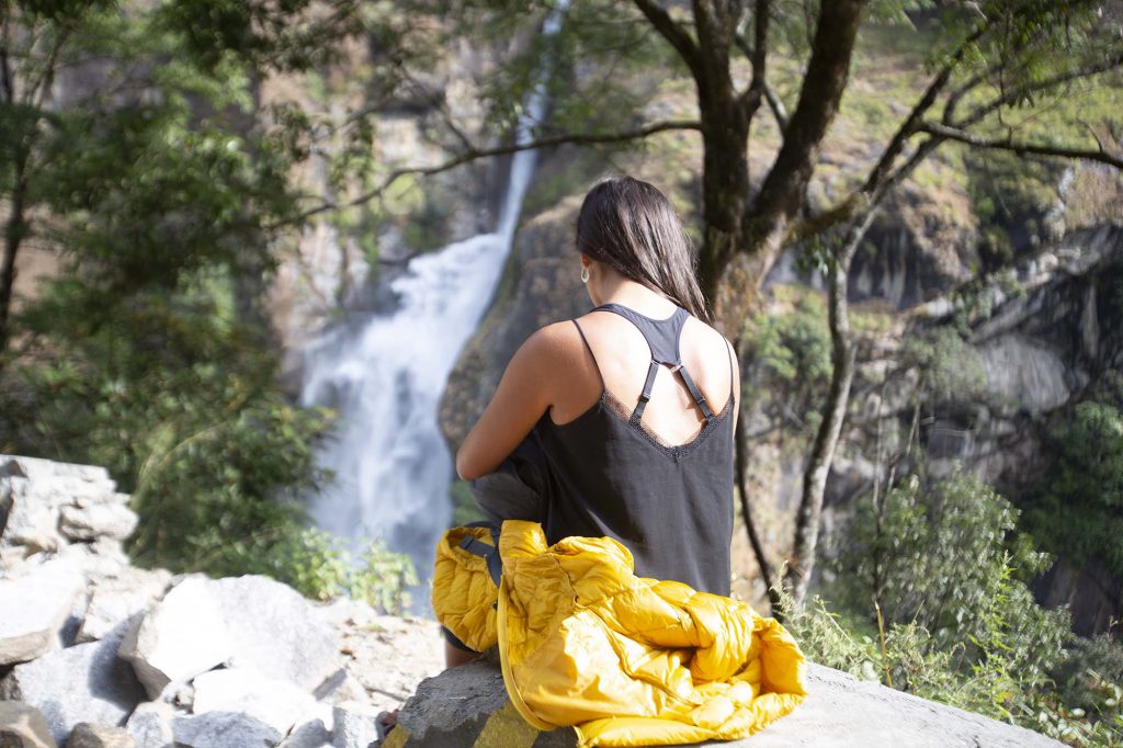waterfall-Annapurna-circuit-route-Nepal-1024x682.jpg