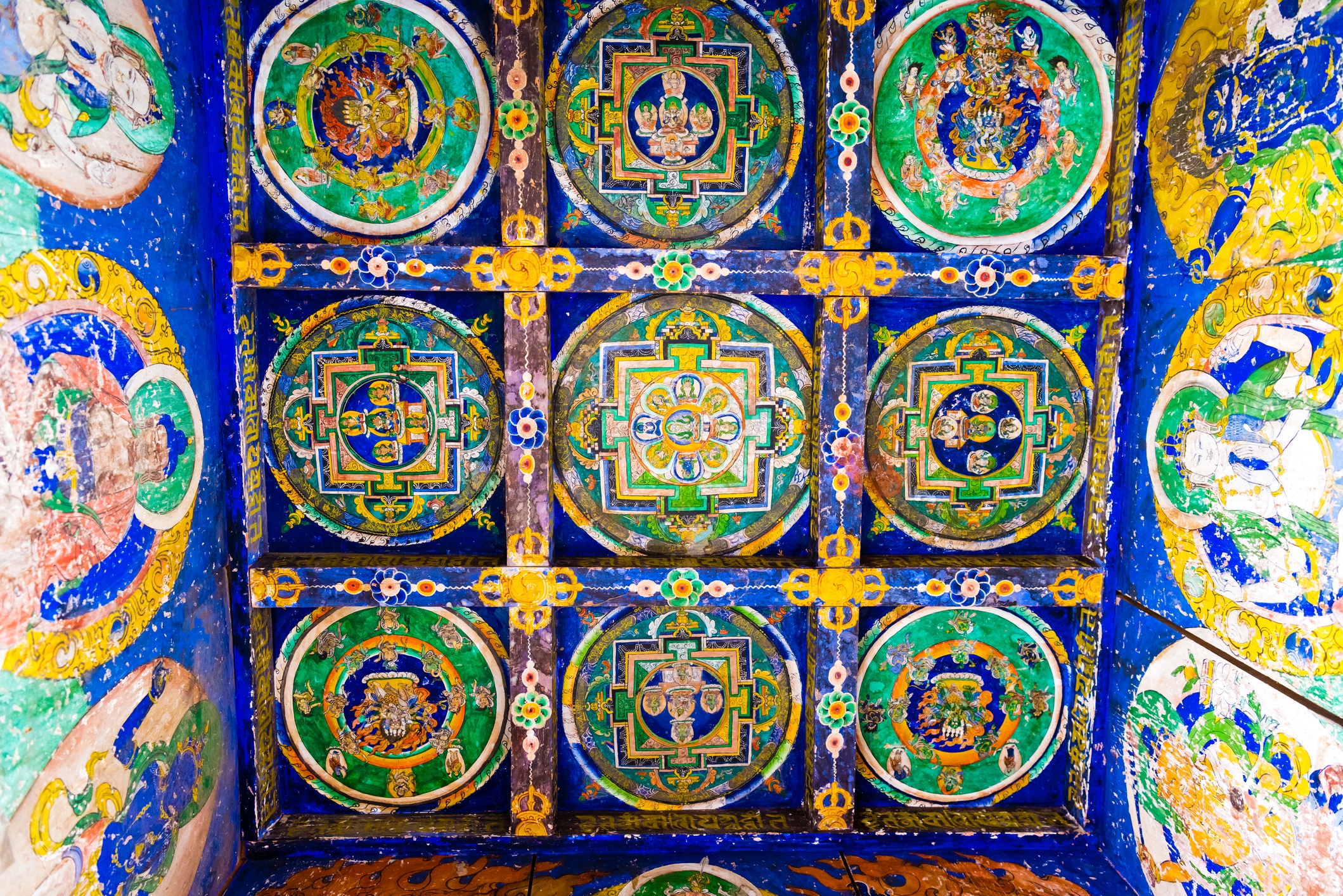 Ours. Nar Phedi Monastery gompa Annapurna Circuit, Nepal