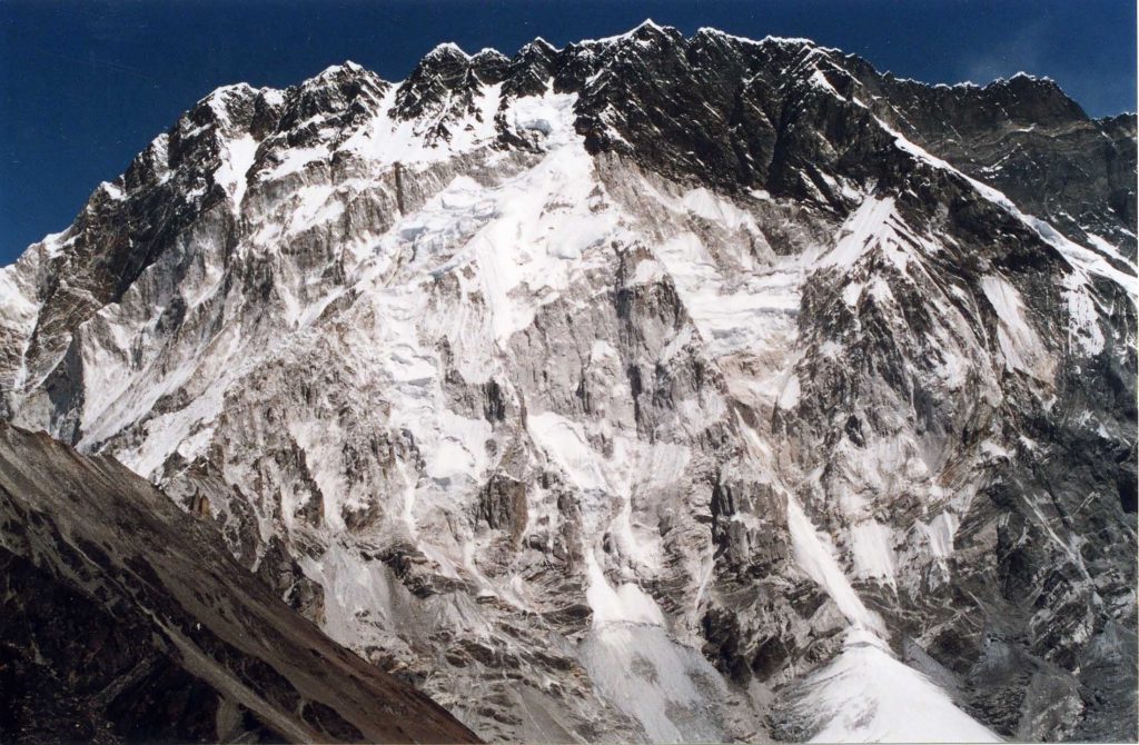 Nuptse-From-ChukhungRi-Nepal-1024x670.jpg