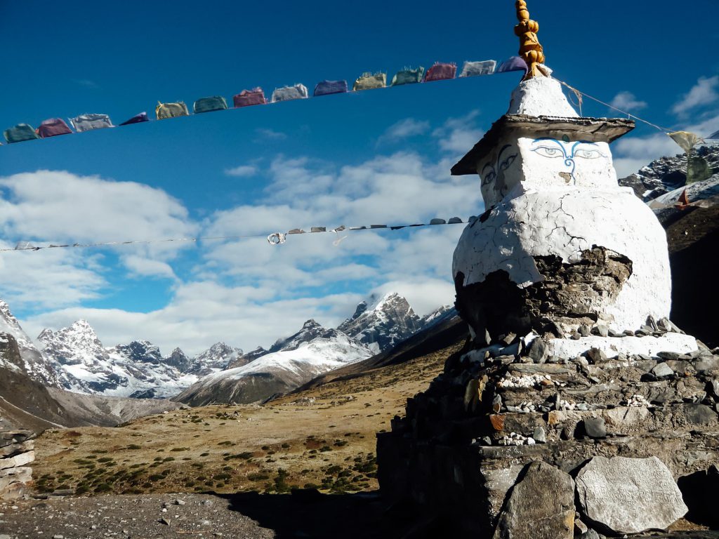 stupa-and-preyer-flags-on-the-Everest-Base-Camp-trek-1024x768.jpg