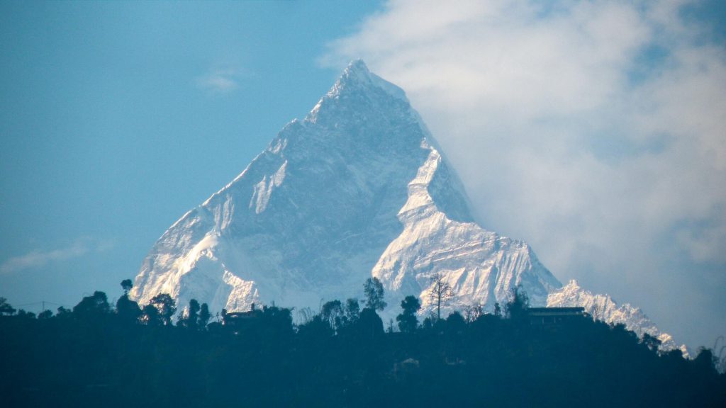 Machhapuchhre-Annapurna-mountains-1024x576.jpg