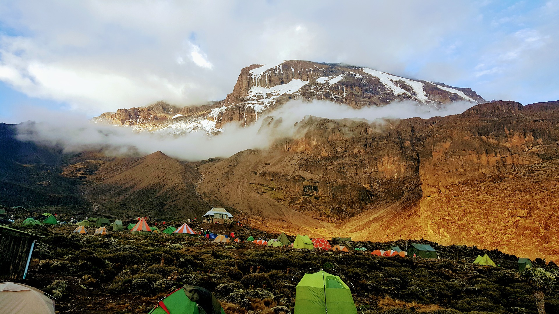 Barranco Camp and Barranco Wall
