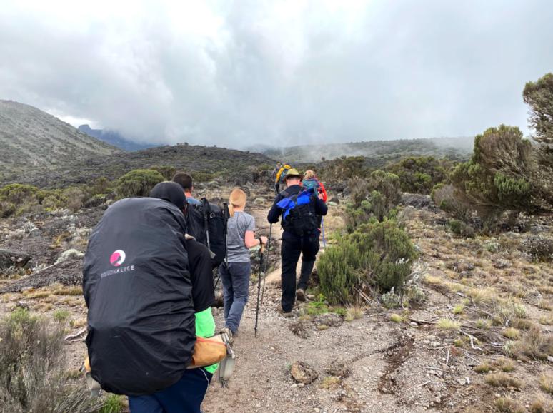 Trekkers-on-Kilimanjaro.jpg
