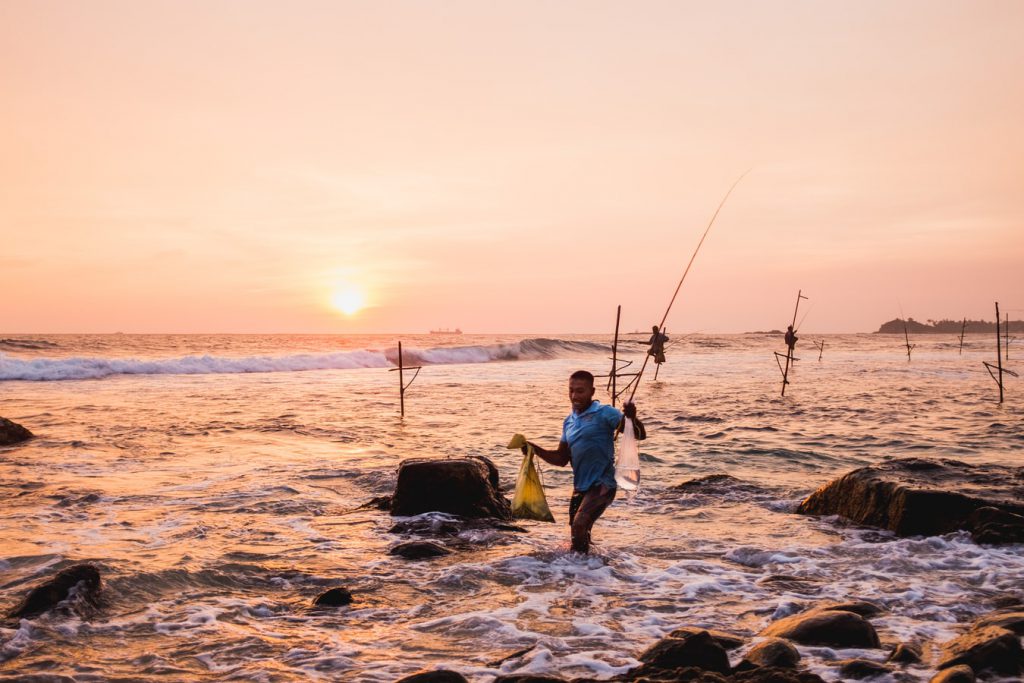 Stiltfishing-in-Unawatuna-1024x683.jpeg