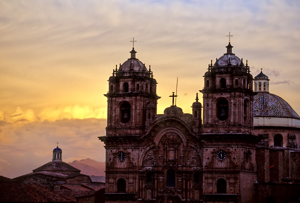 Ours. Spanish colonial church in Cusco, Peru 