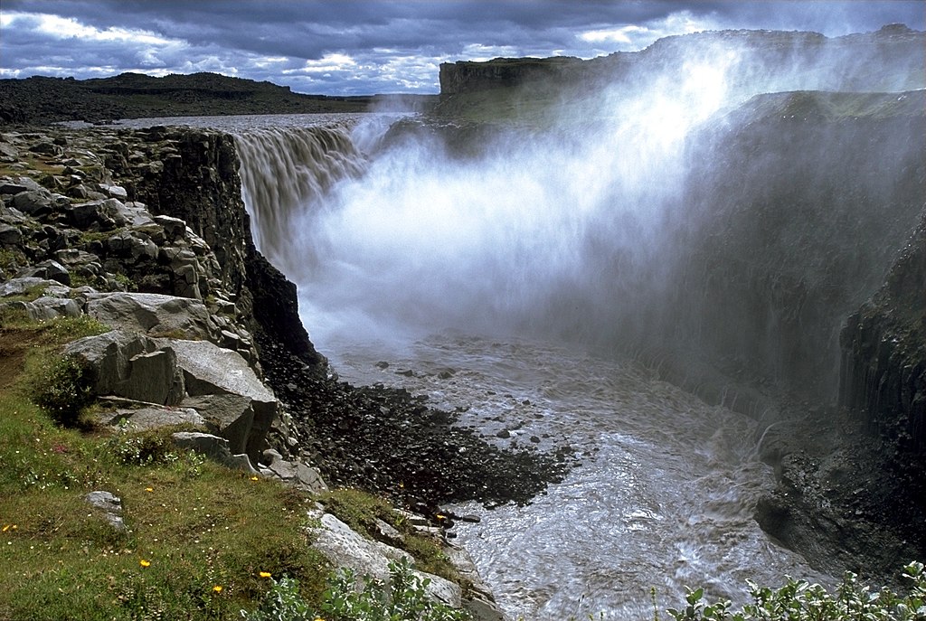 Dettifoss waterfall, Iceland - Image b A. Tille on Wikipedia