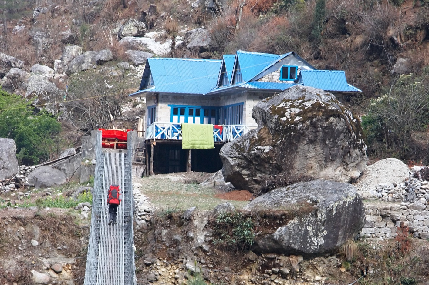 Rope bridge crossing the Dudh Kosi at Phakding