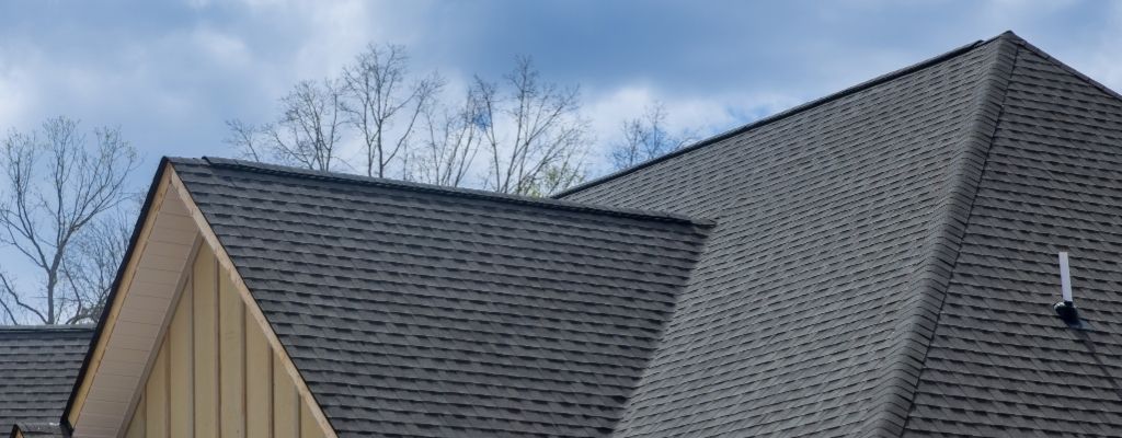 photo with architectual asphalt shingles for Hoosier Design Build