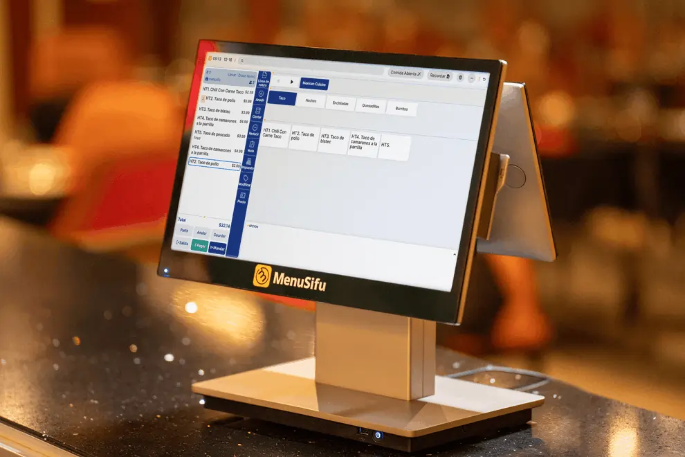 Restaurant POS screen showing a Spanish menu interface for fast, multilingual order processing.