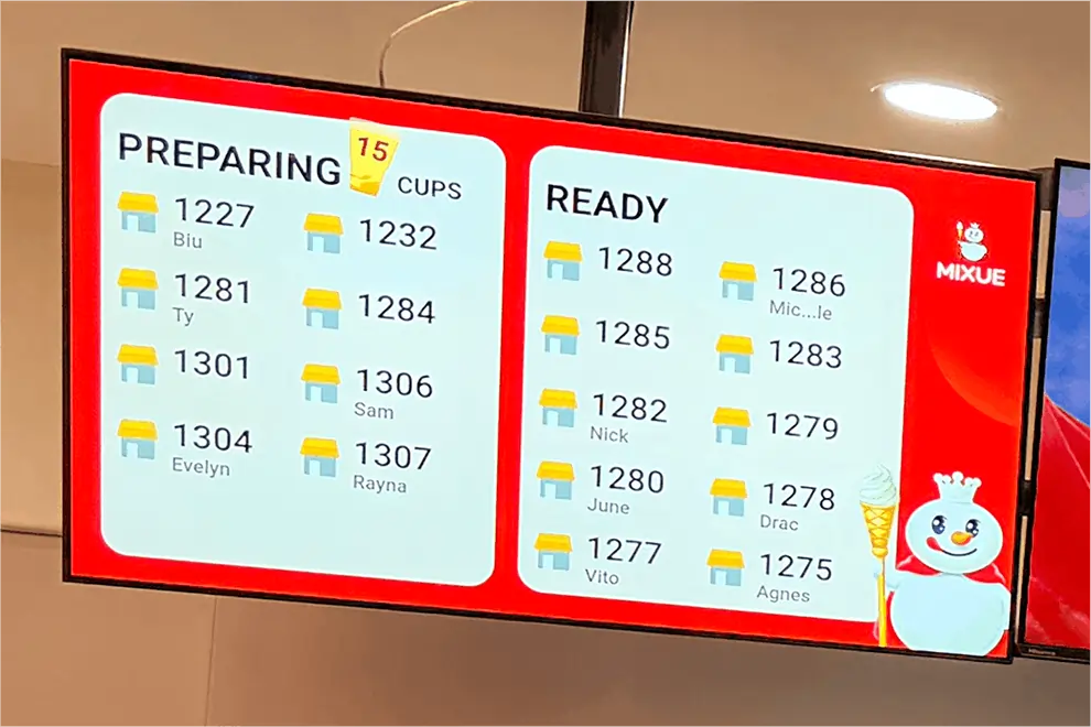 Live customer order tracking screen at Mixue, featuring an easy-to-install system ready to go from day one.