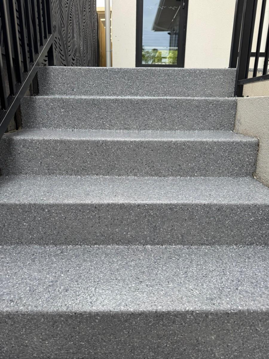 Epoxy flake floor coatings for outdoor stains in melbourne