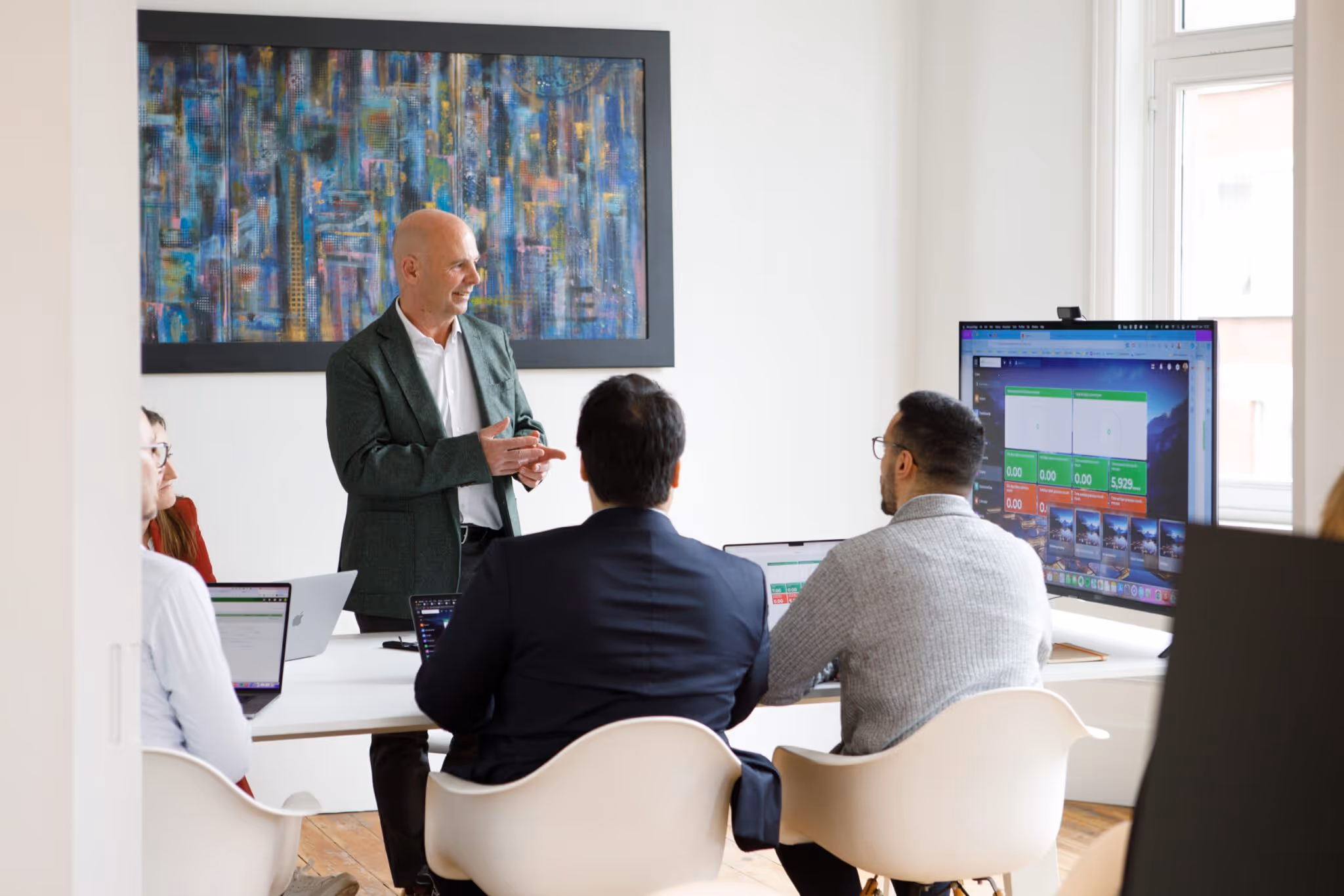 User training and coaching for Creatio adoption