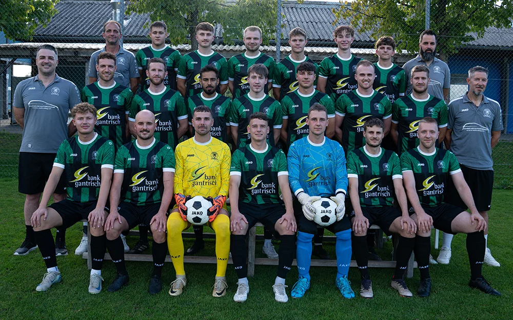 1. Männermannschaftsfoto des FC Schwarzenburg Fussballvereins