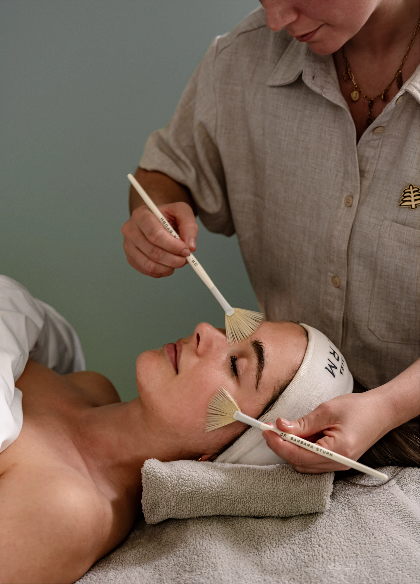Facial treatment with brush at Spa by Experimental, Val d'Isère