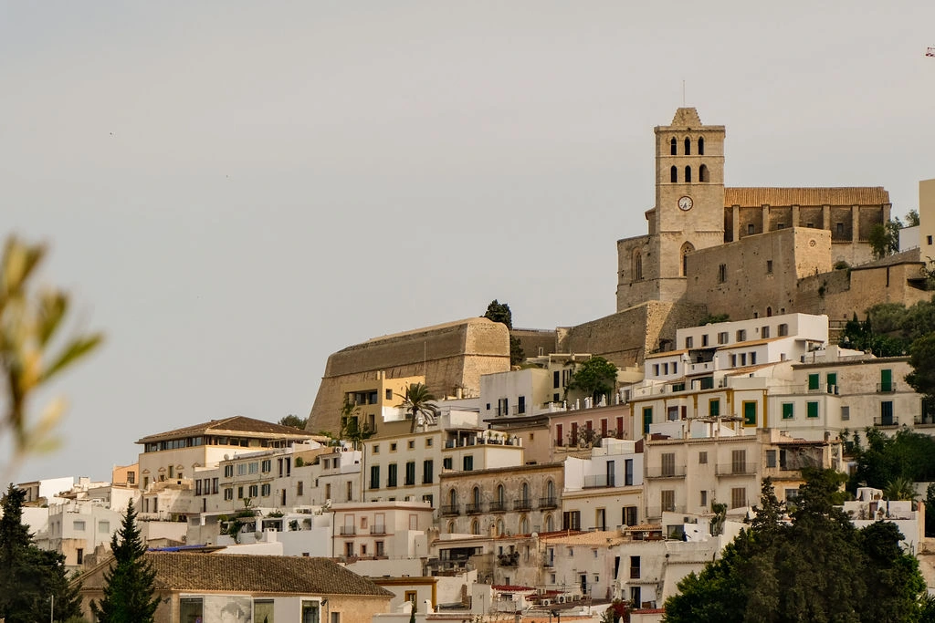 heights of ibiza