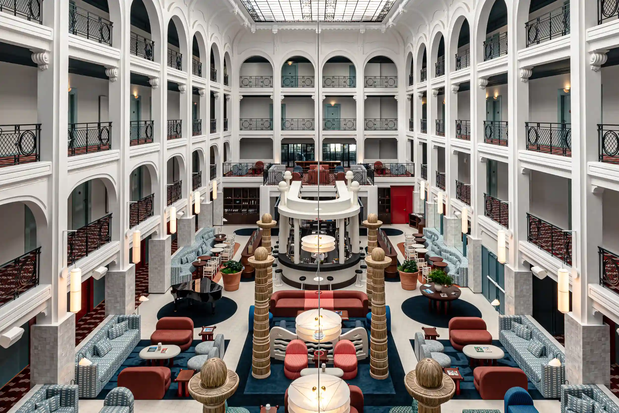 Regina Experimental Biarritz, hotel rivisitato dall'architetto Dorothée Meilichzon