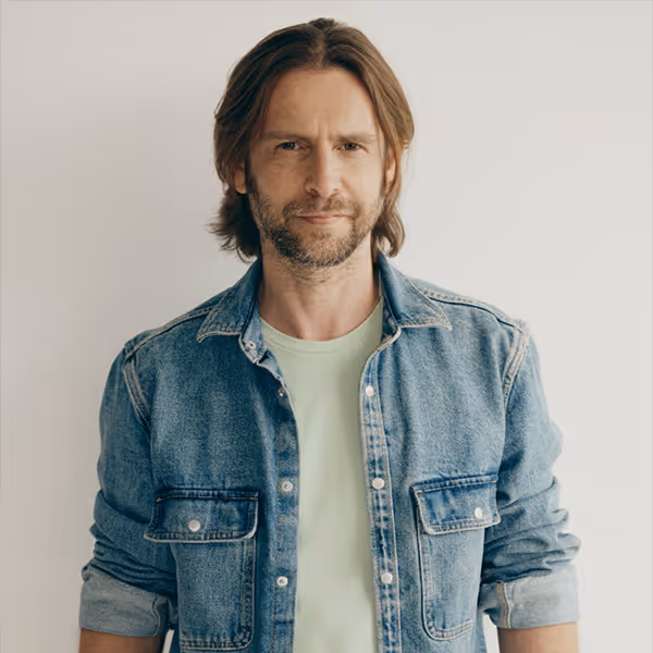 אימפריות נופלות לאט