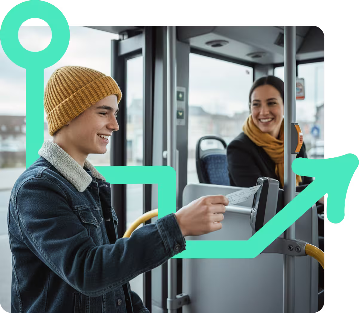 Junger Mann mit gelber Mütze scannt sein Ticket in einem Bus, während eine Frau mit Schal lächelnd im Hintergrund sitzt.