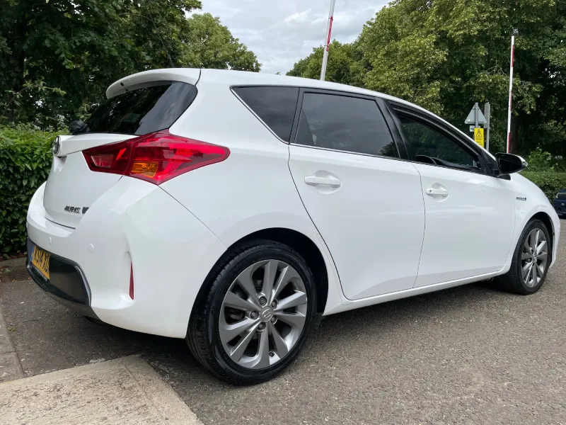 Toyota Auris 1.8 VVT-h Excel
