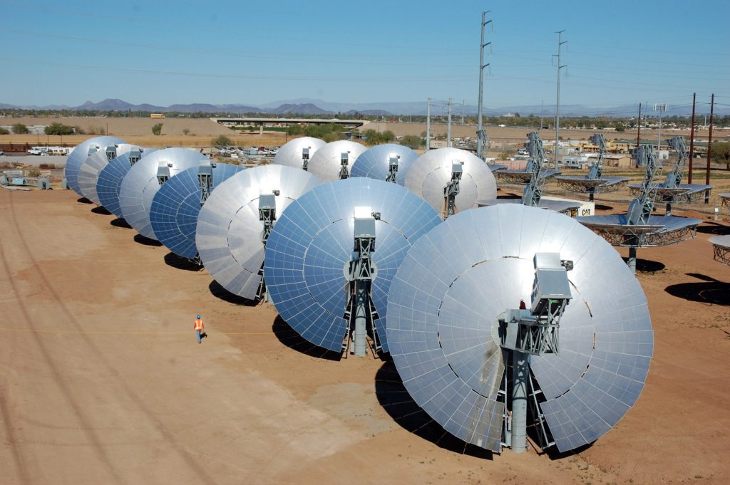 Maricopa Solar reference plant during construction (credit NoLittleRedKid).