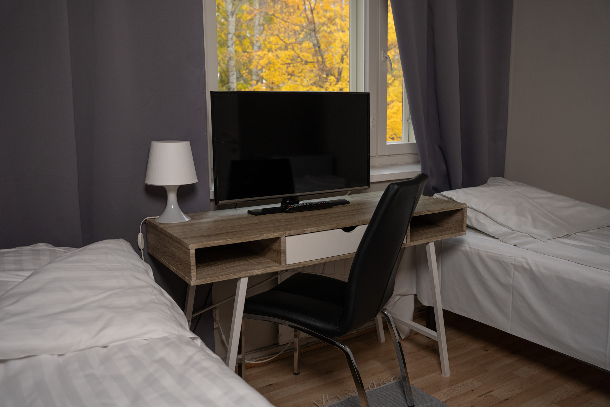 image of inviting bedroom for a bed & breakfast