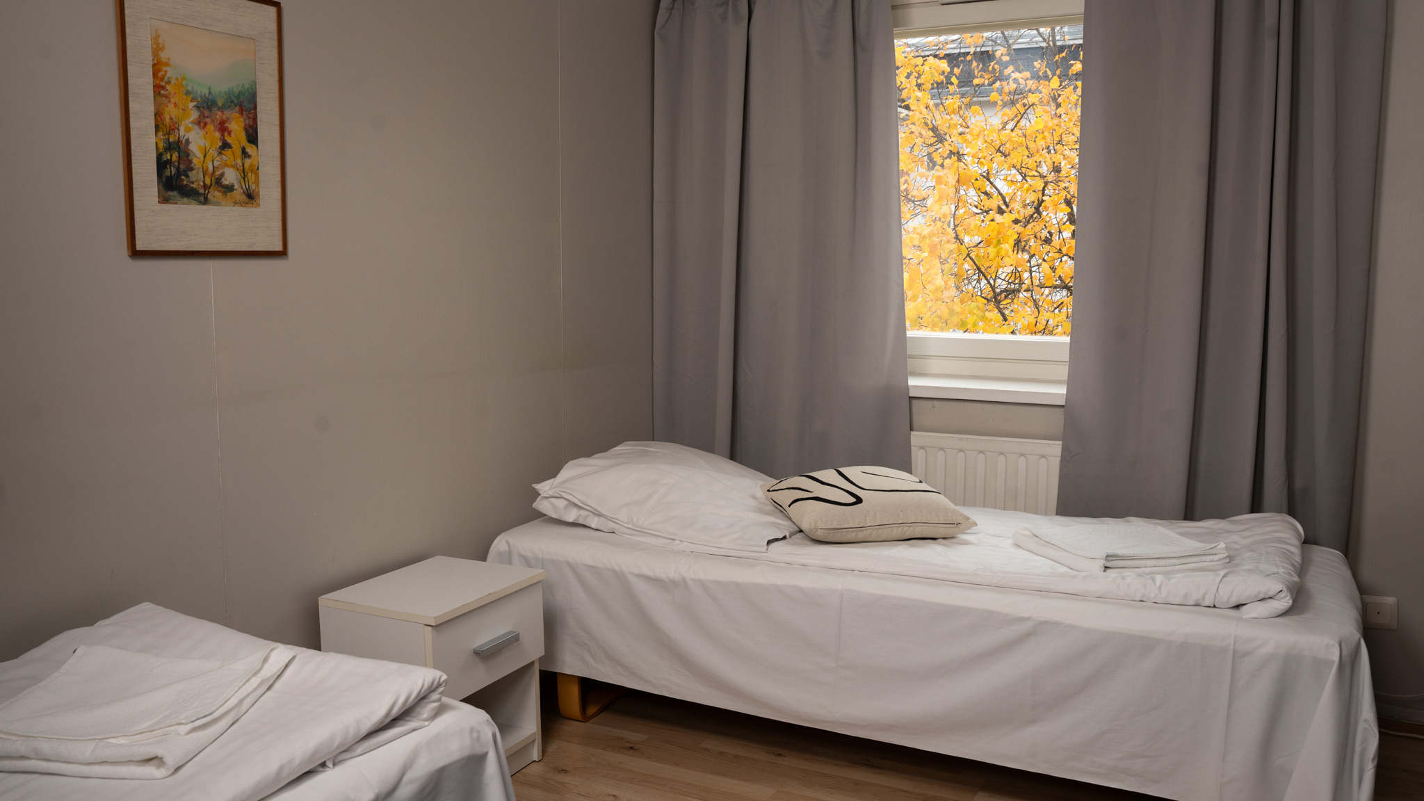 image of inviting bedroom for a bed & breakfast