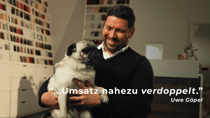 Geschäftsführer Uwe Goepel itmops mit Mops 