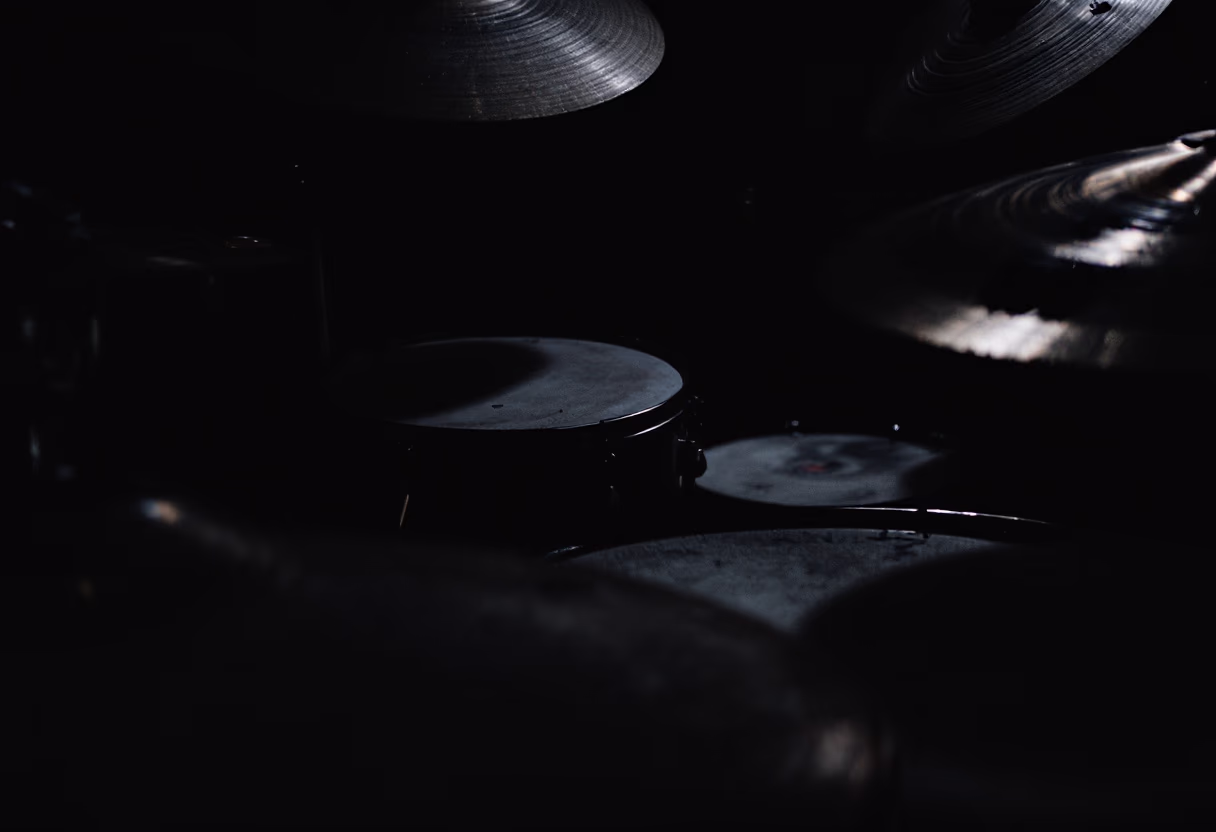 image of a drum set