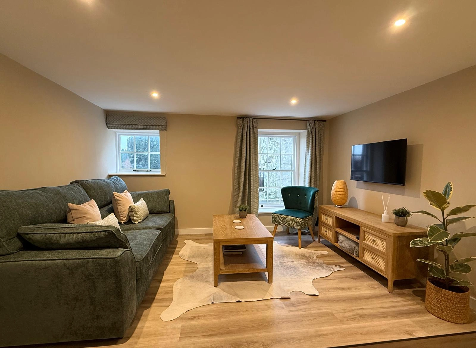 Italian cottage between the vineyards