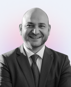 [team] image of individual team member (for a bars & pub)