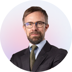 [headshot] image of customer (for an author & writer)