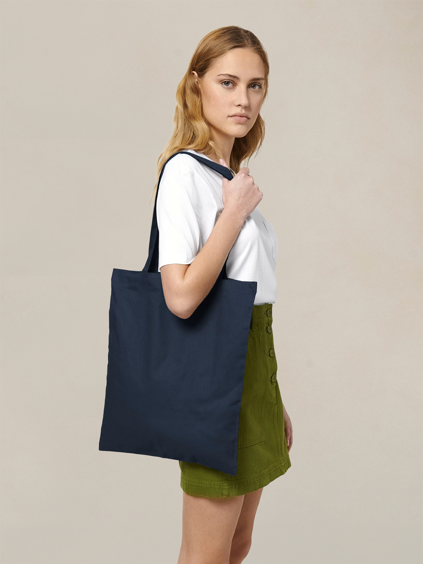 A simple, functional canvas tote that’s easy to fold, carry, and use every day.