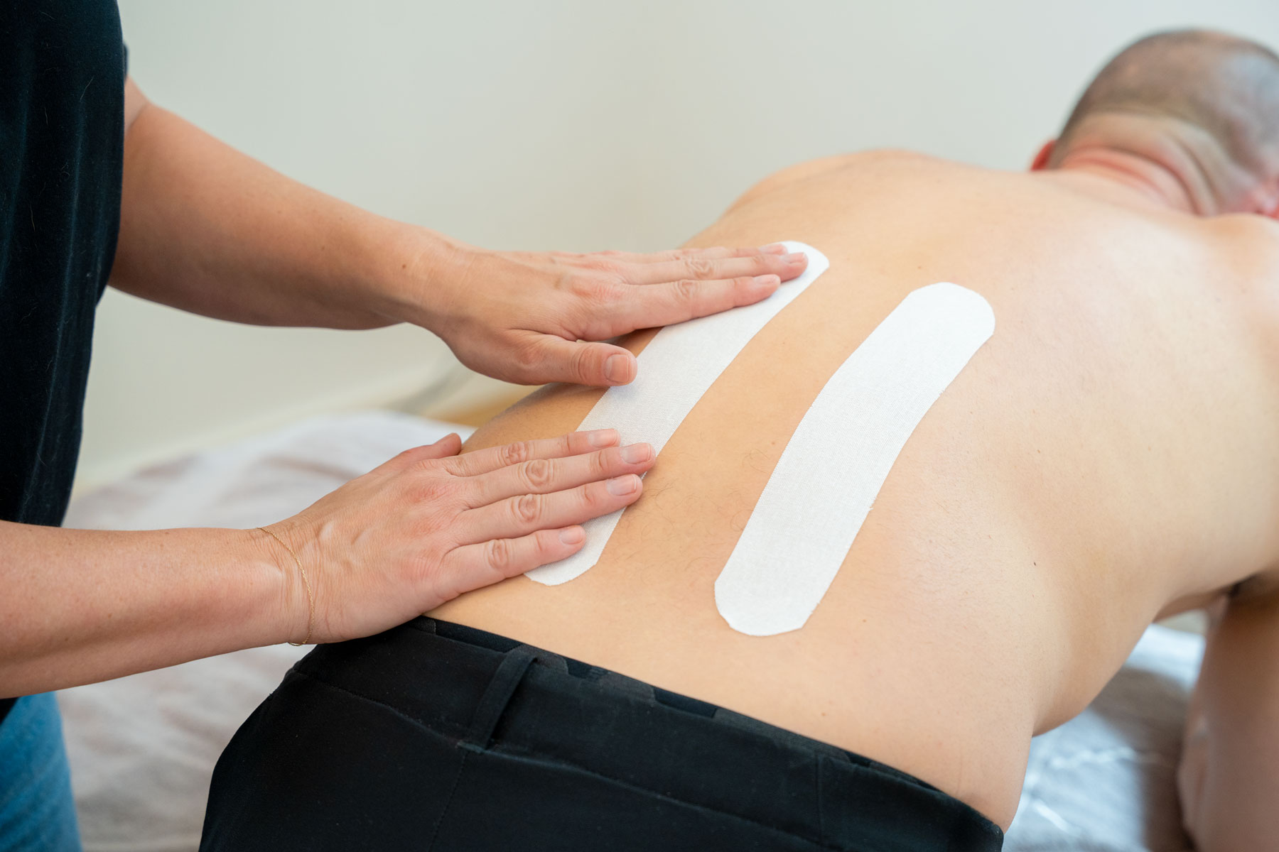 Kinesio-Tape in Düsseldorf-Friedrichstadt