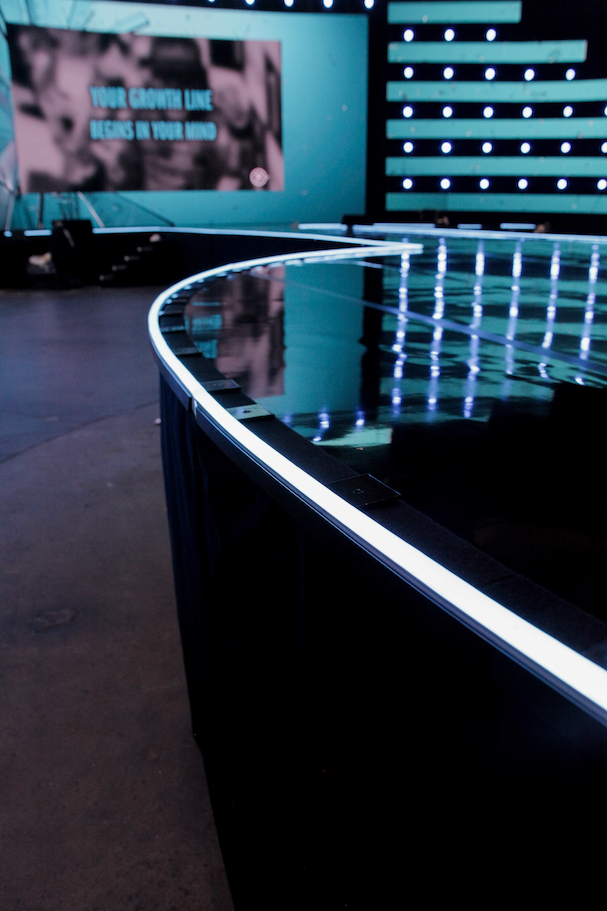 A close up detail of just how cleanly Edgelight installs.  Nothing else can do this as cleanly, as quickly or as cost-effectively.  Custom results without the custom price tag.