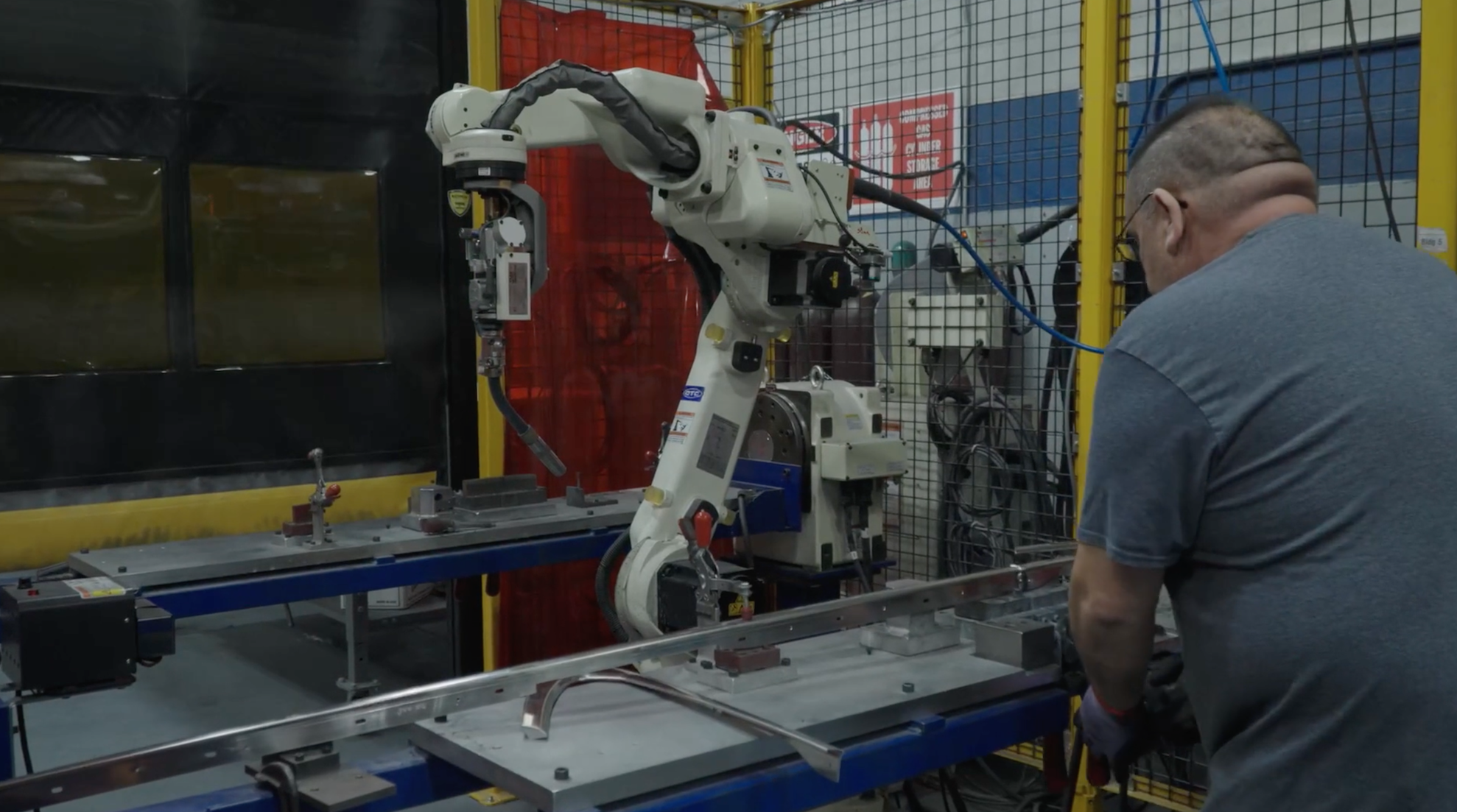 Automation cells at D&N Bending