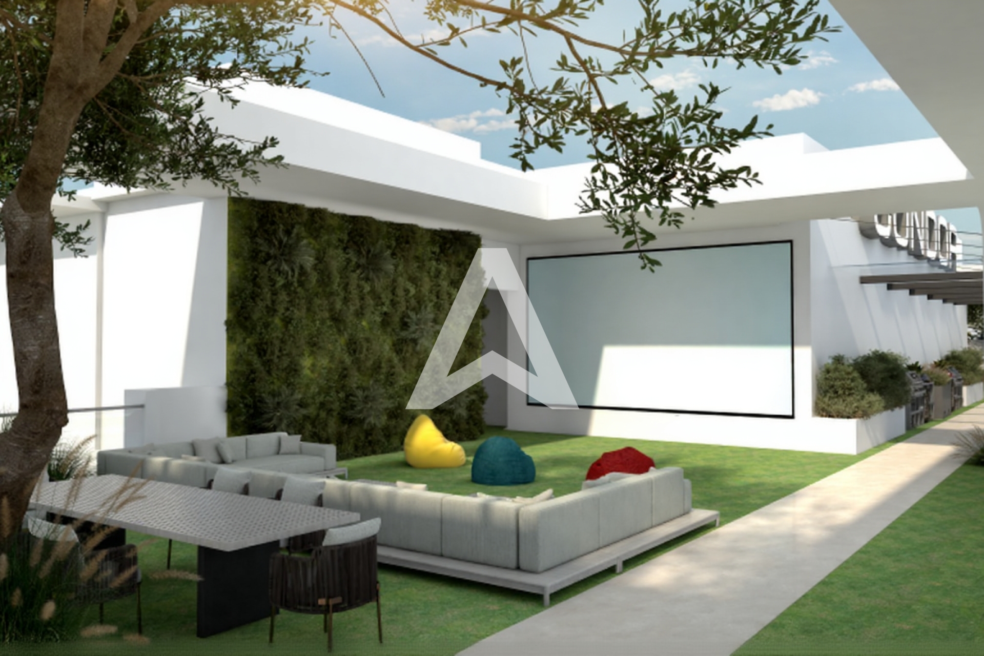 Displayed image from the thumbnail slider