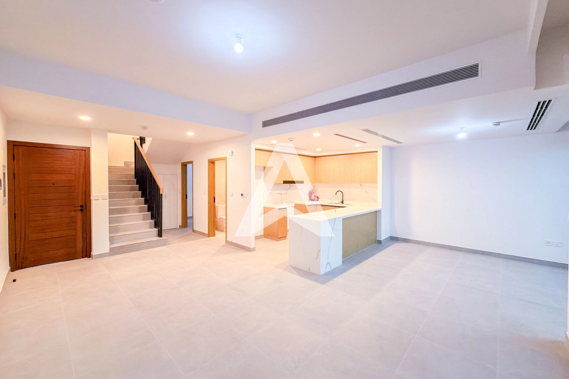 3 Bed + Maid | Vacant | Single Row