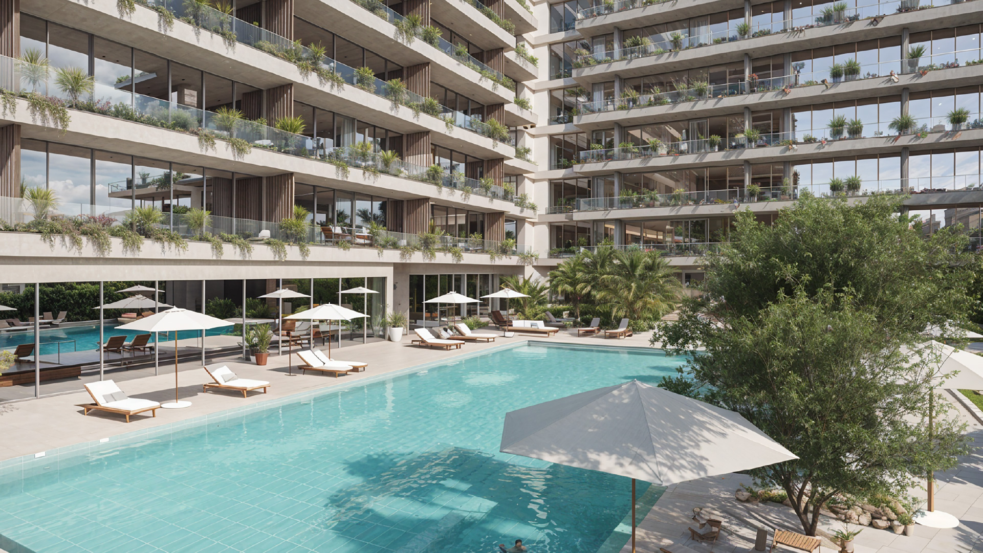 Displayed image from the thumbnail slider