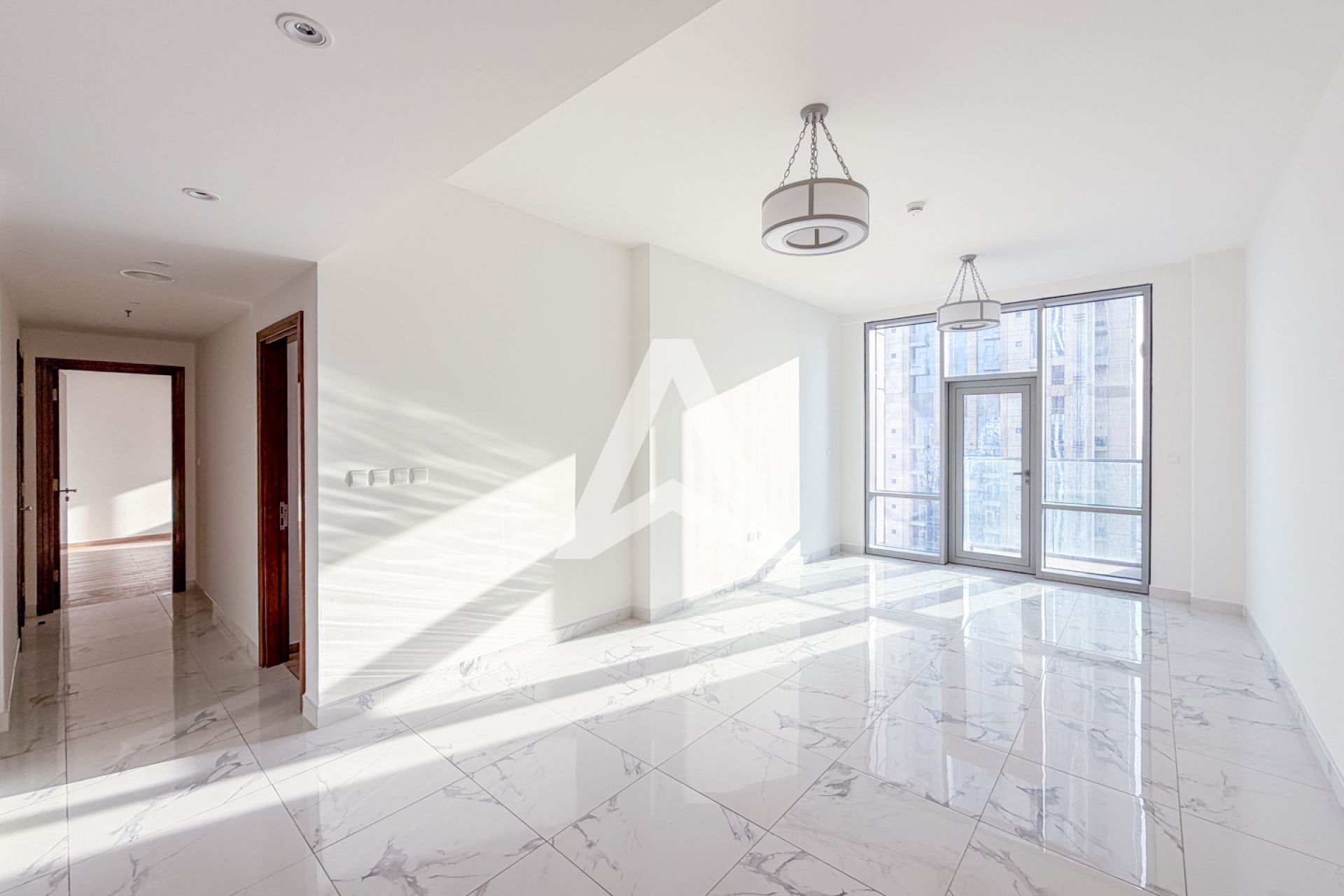 Spacious 2BR for Rent | High Floor | City View