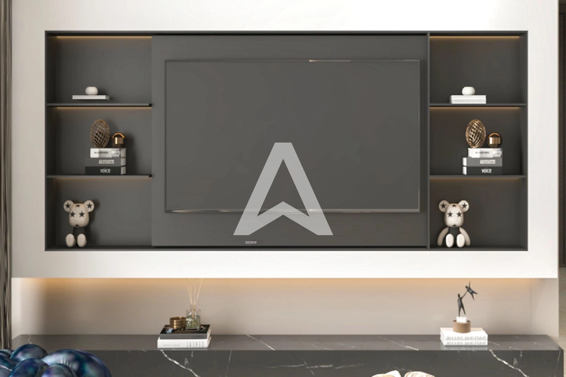 Displayed image from the thumbnail slider