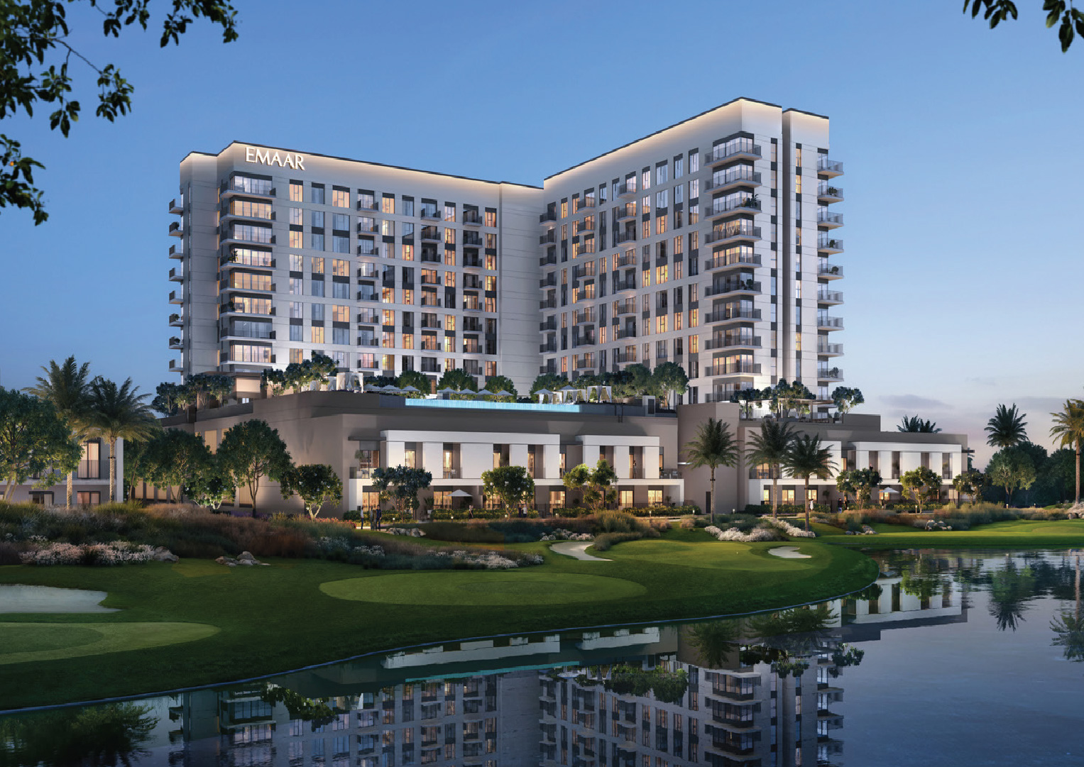 Displayed image from the thumbnail slider