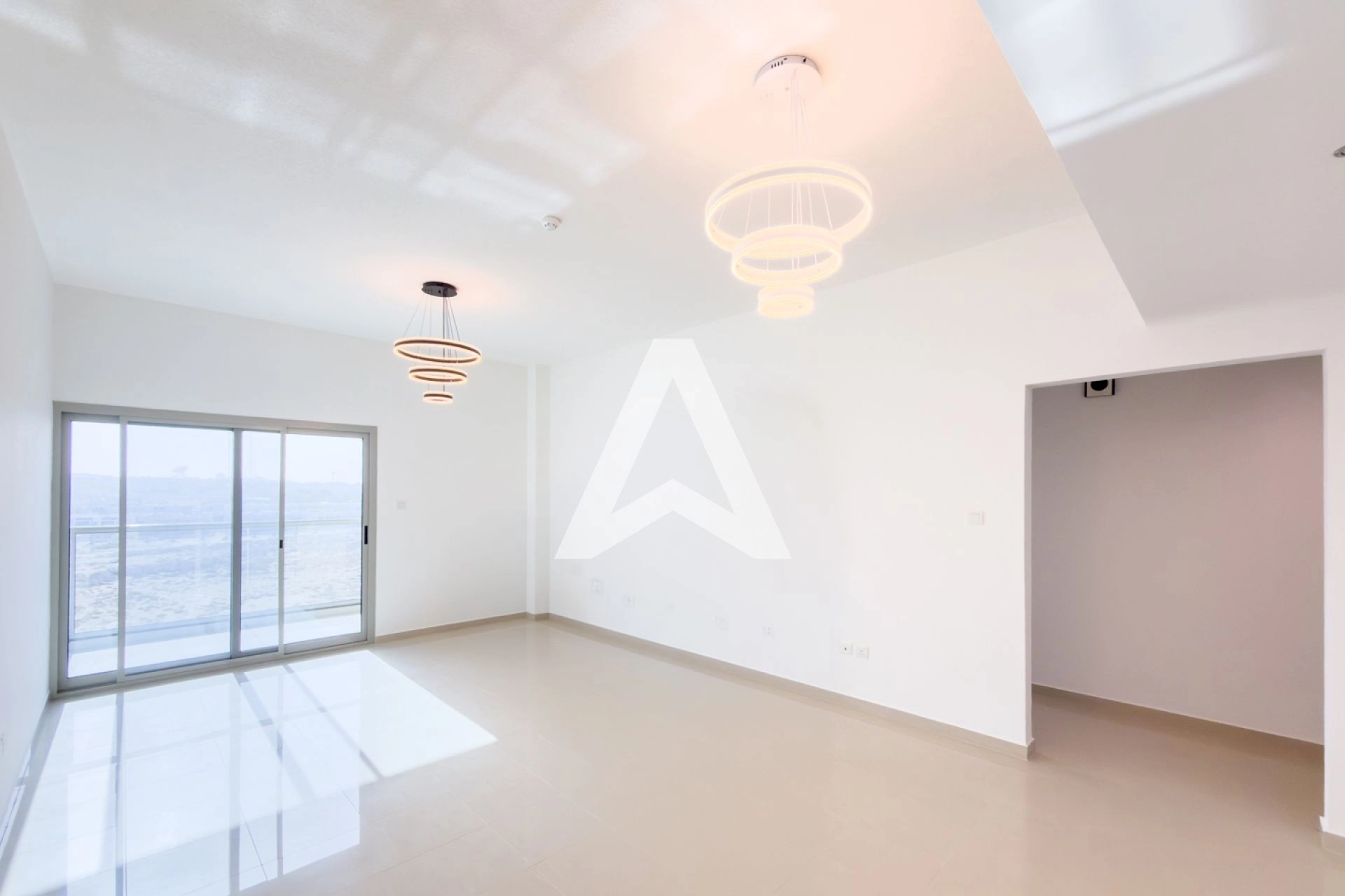 Chiller Free | Closed Kitchen |Open House 30th May