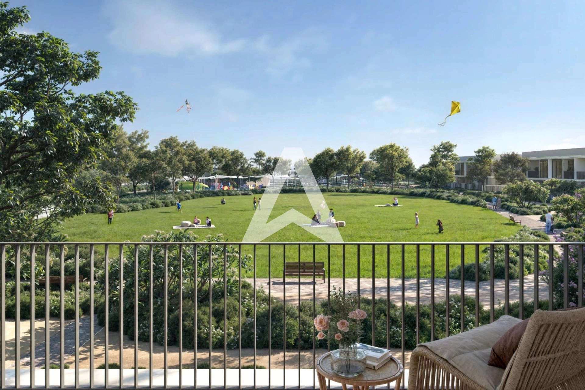 Displayed image from the thumbnail slider